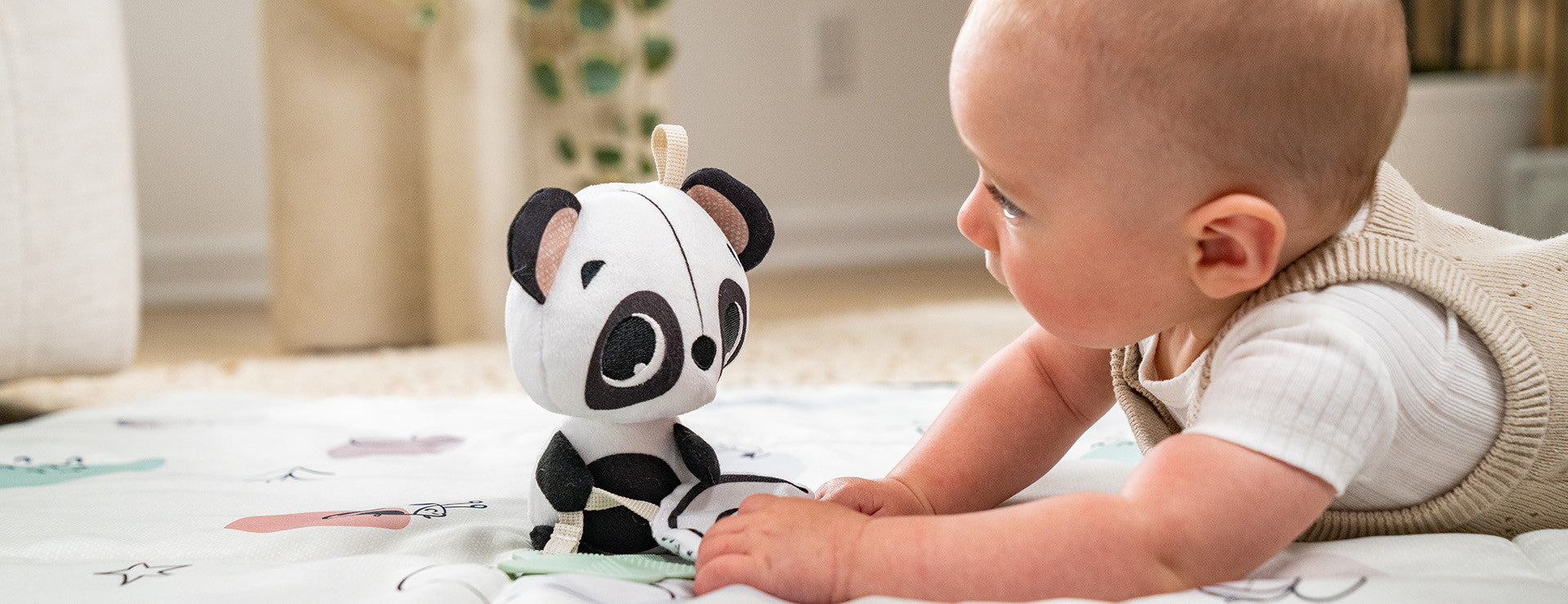 Tiny Love jucarie plus zornaitoare Black&White 0m+ Panda Elizabethv
