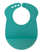 Tommee Tippee Baveta din plastic moale Roll`n`Go 6m+