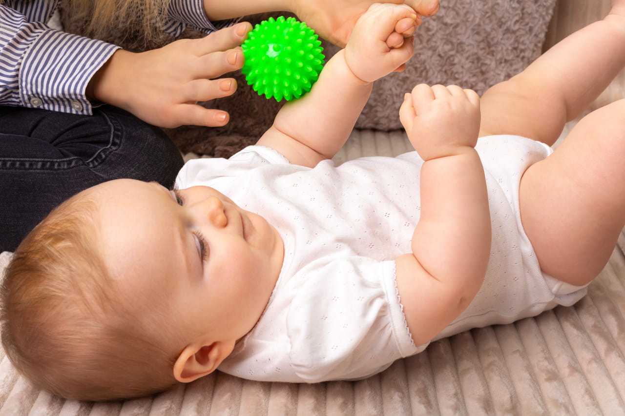 Tullo jucarie set educativ mingi senzoriale 5 buc 0m+