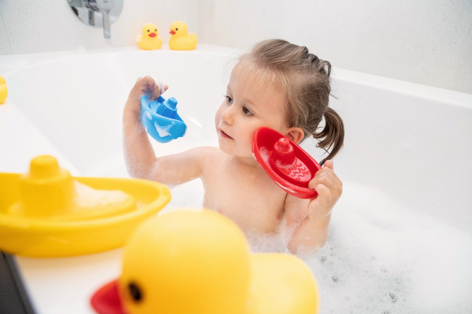 Tullo set jucarie de baie vaporas cu ratuste 0m+