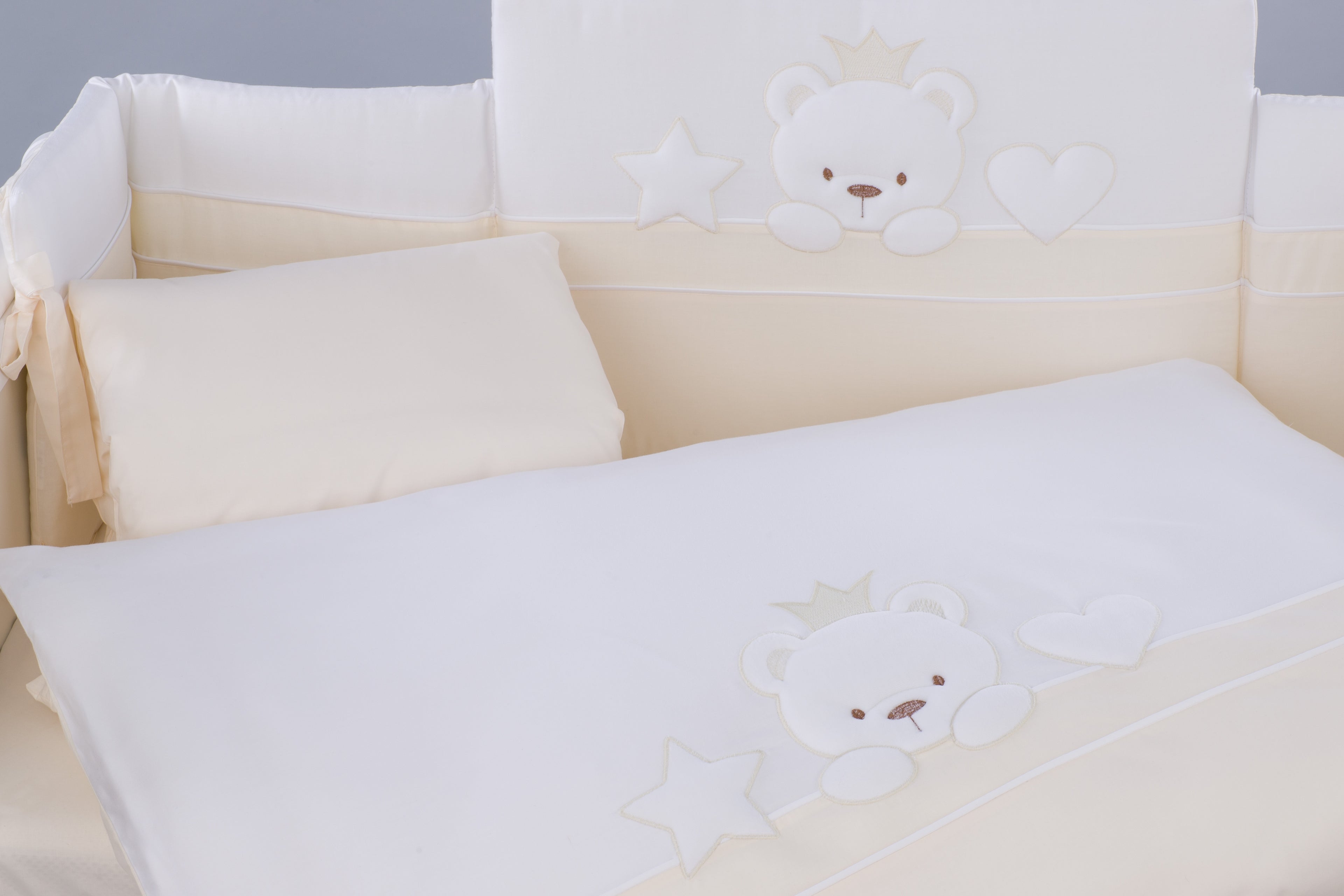 Tutto Lina lenjerie de pat 7 piese Bear Crown Cream 02