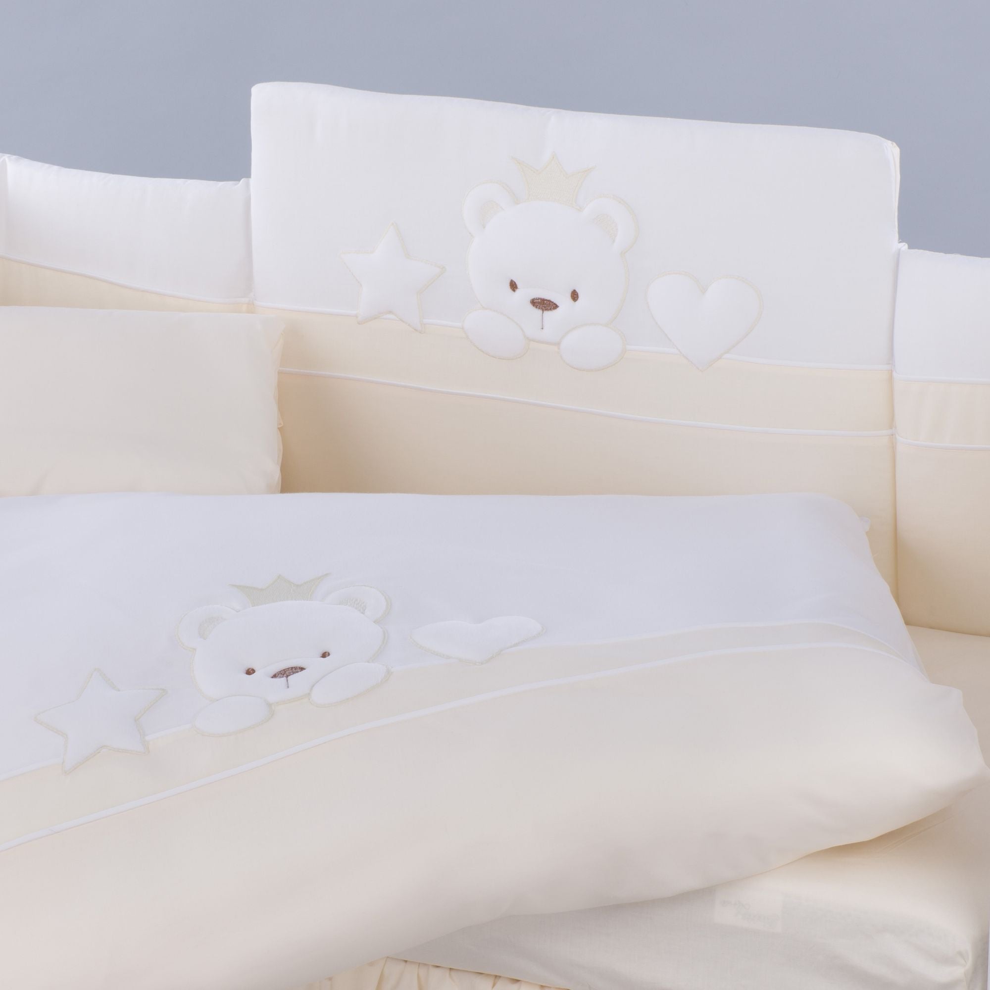 Tutto Lina lenjerie de pat 7 piese Bear Crown Cream 04 Imagine principală a produsului