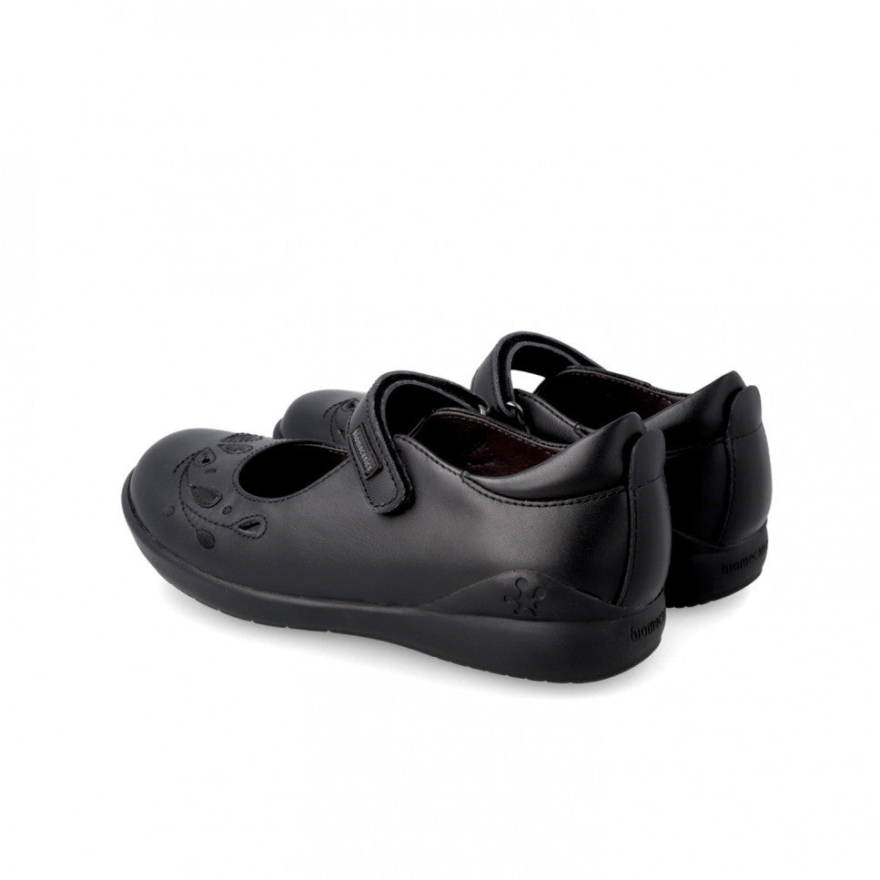Biomecanics pantofi fete Back To School 26-37 Napa Negro cu perforatii florale